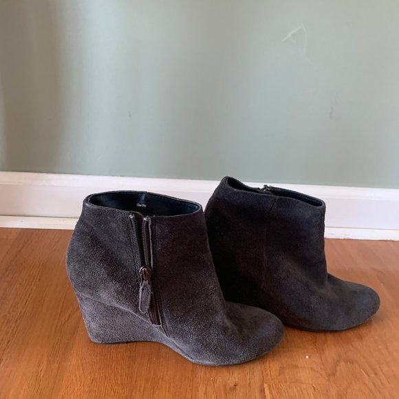 WOMEN'S GREY DOLCE VITA WEDGE ANKLE BOOT 71/2 - Picture 5 of 5